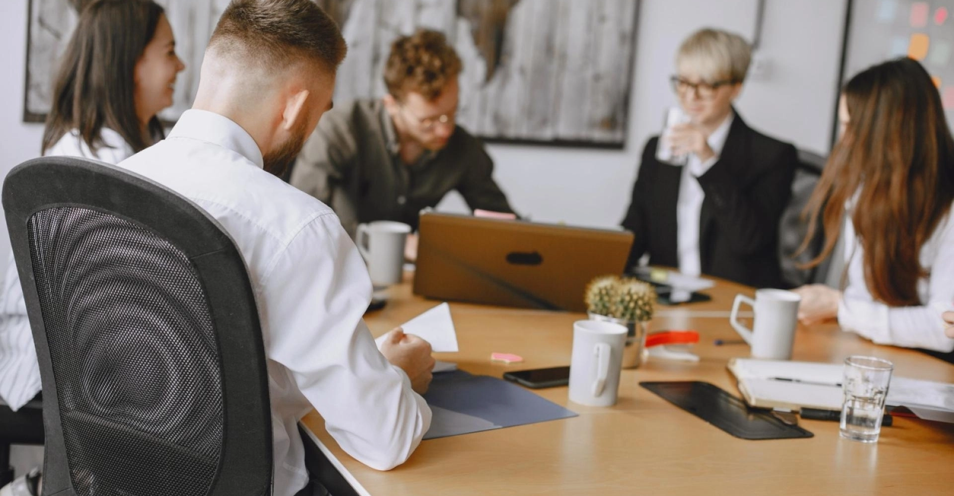 Vegye fel velünk a kapcsolatot és egyeztessünk időpontot!